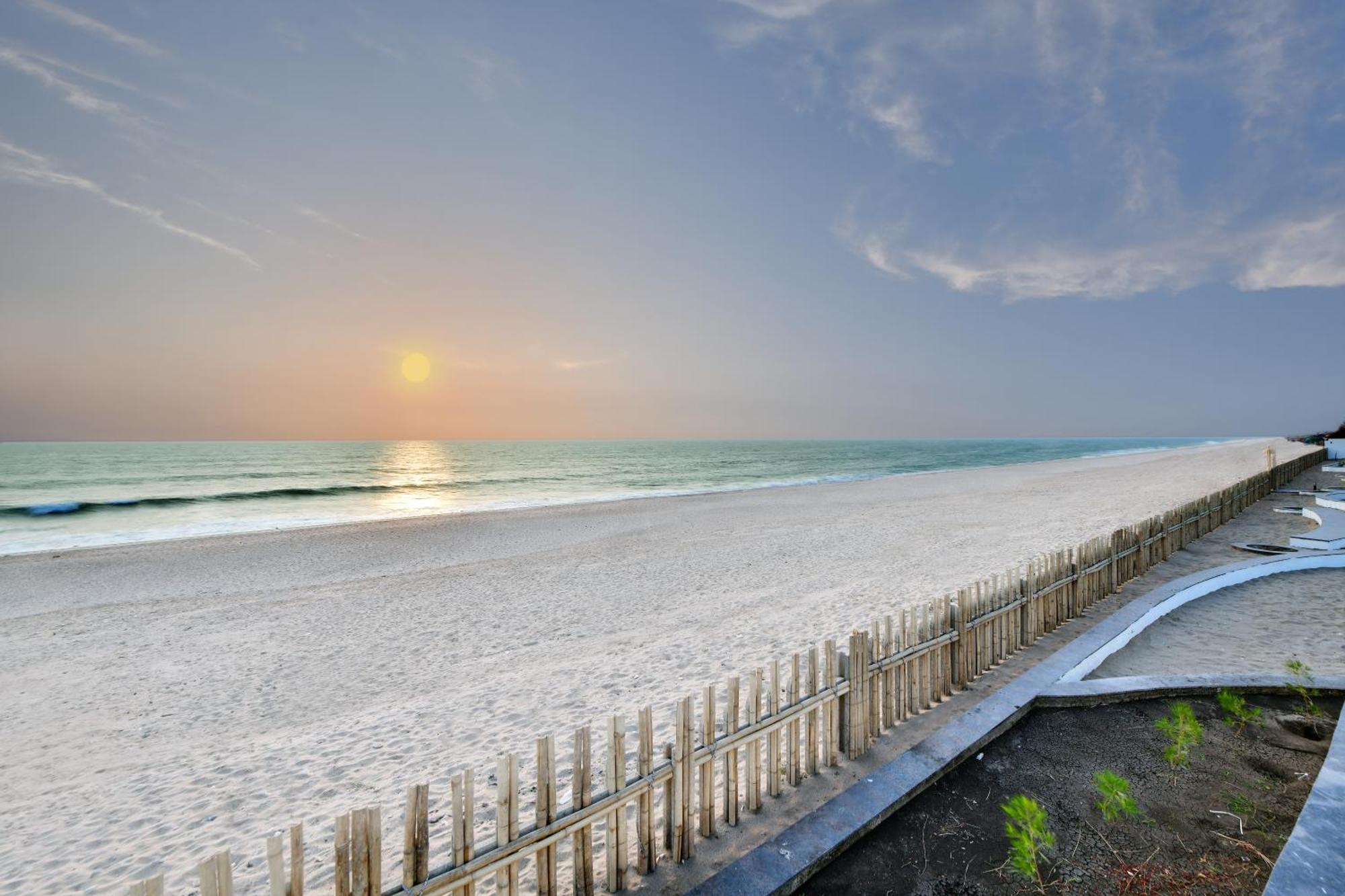The Fern Leo Beach Resort , Madhavpur بوربندر المظهر الخارجي الصورة
