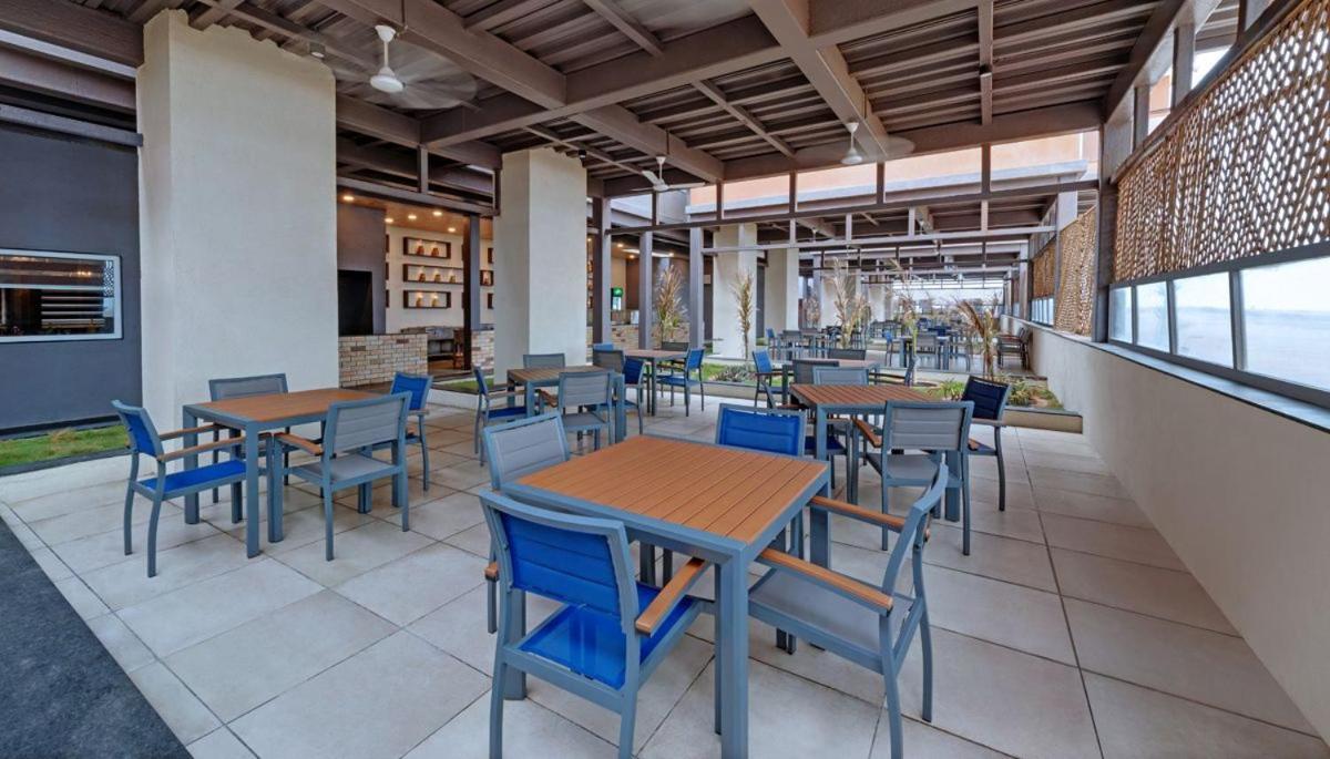 The Fern Leo Beach Resort , Madhavpur بوربندر المظهر الخارجي الصورة